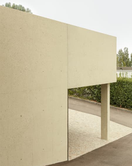 BEC – Villa with patio